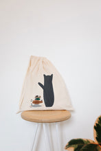 Load image into Gallery viewer, Cat with lunch drawstring bag
