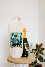 Load image into Gallery viewer, puma in the jungle bottle bag - wine tote - gift bag
