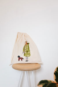 Winter dog walking drawstring bag